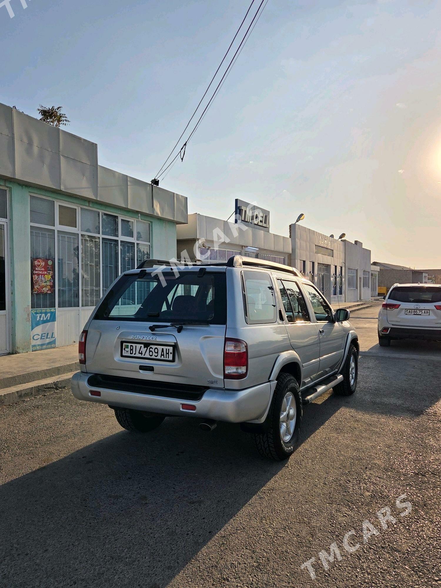Nissan Pathfinder 2002 - 140 000 TMT - Kaka - img 7
