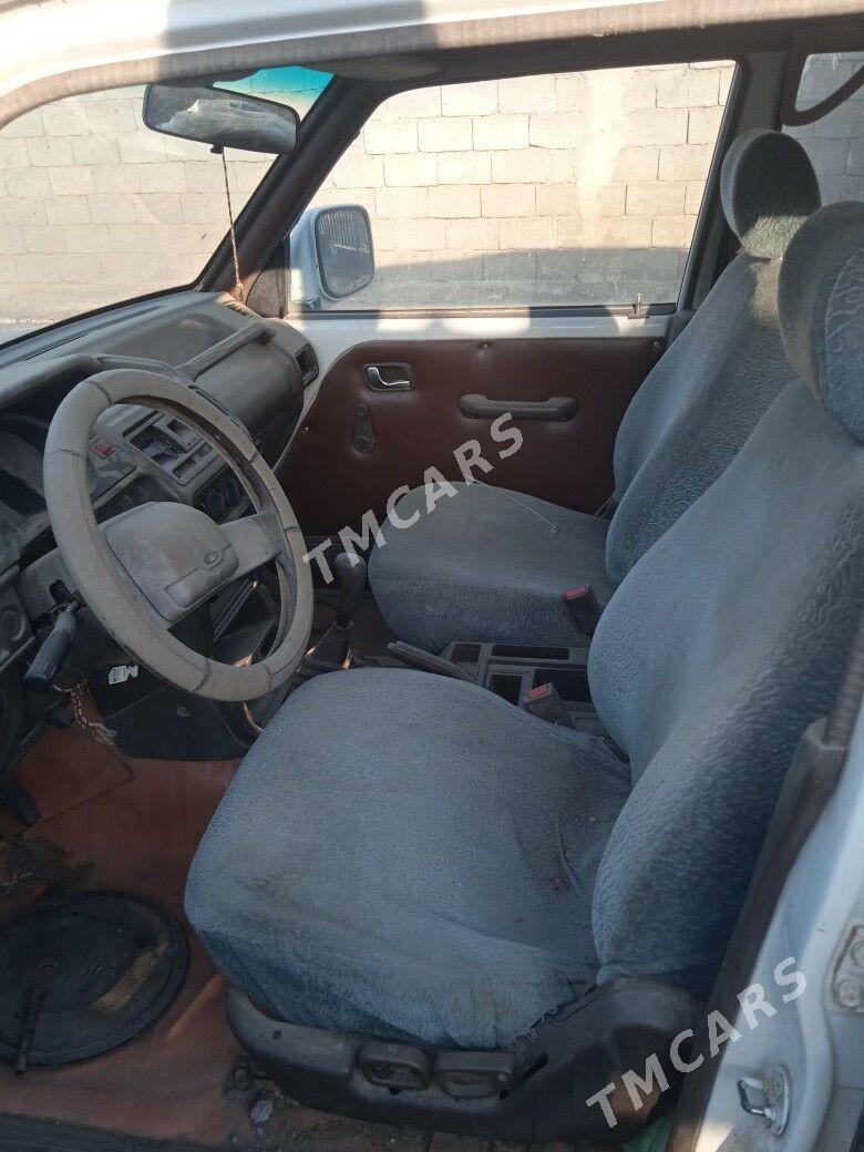 Mitsubishi Pajero 1993 - 35 000 TMT - Büzmeýin - img 2