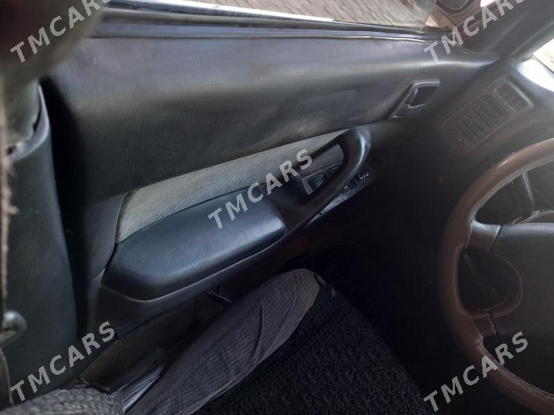 Toyota Vista 1995 - 50 000 TMT - Ёлётен - img 2