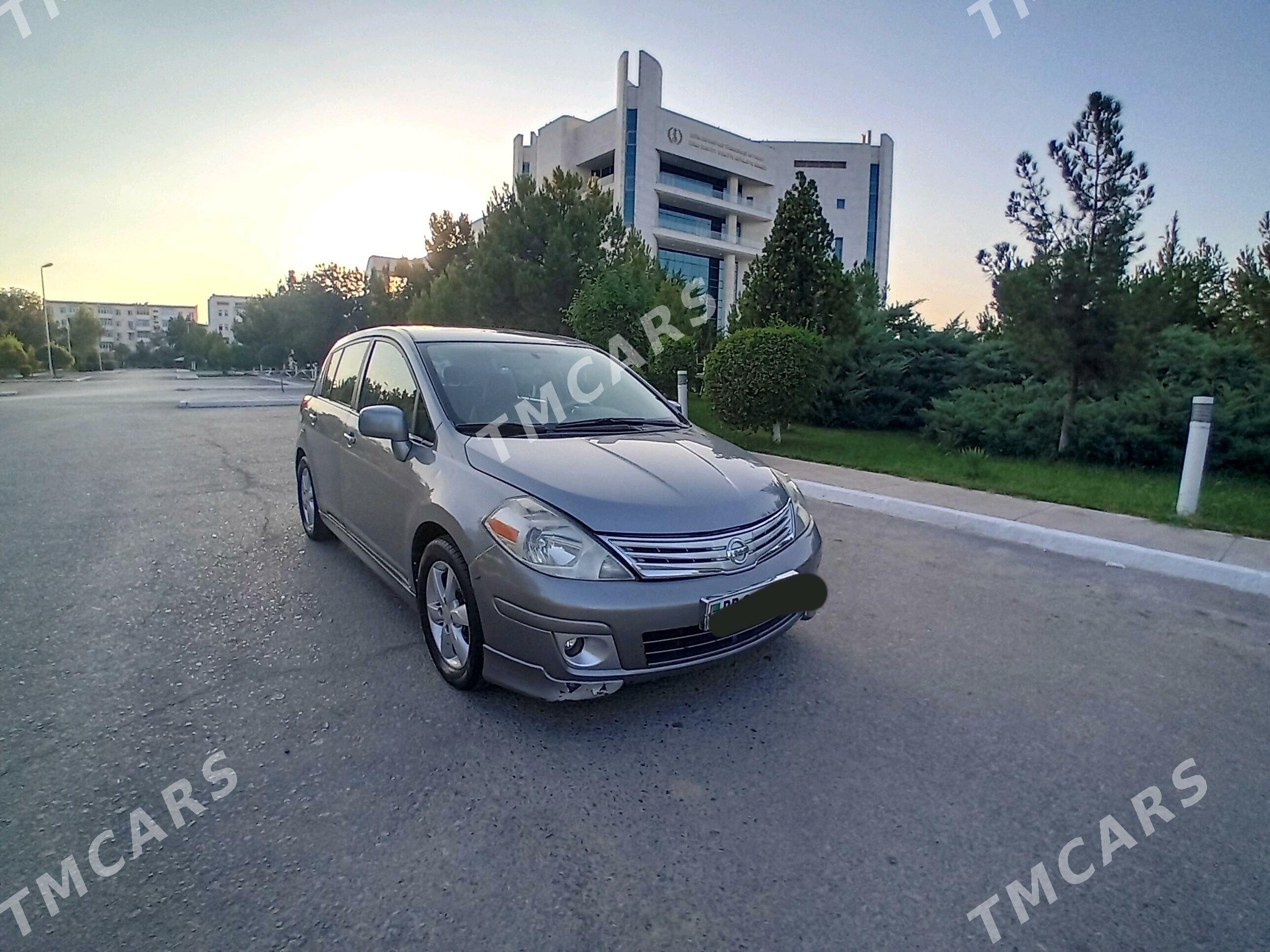 Nissan Versa 2010 - 97 000 TMT - Туркменабат - img 4