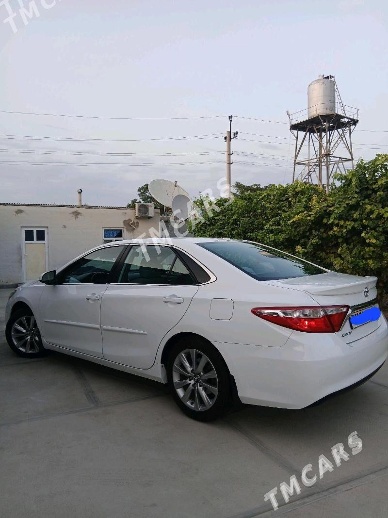 Toyota Camry 2016 - 255 000 TMT - Бузмеин - img 2