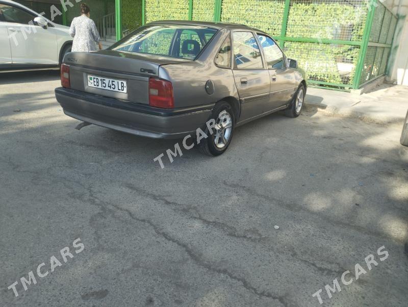 Opel Vectra 1989 - 18 000 TMT - Туркменабат - img 4