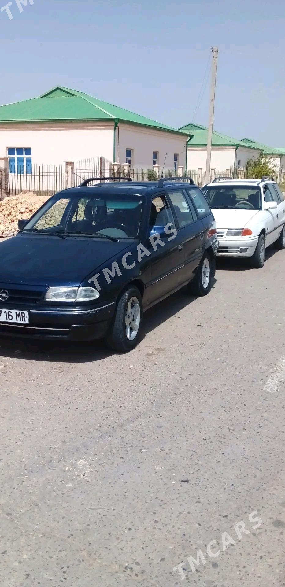Opel Astra 1992 - 32 000 TMT - Мары - img 2