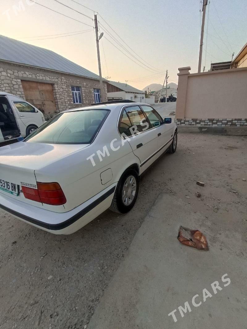 BMW 525 1995 - 50 000 TMT - Балканабат - img 5