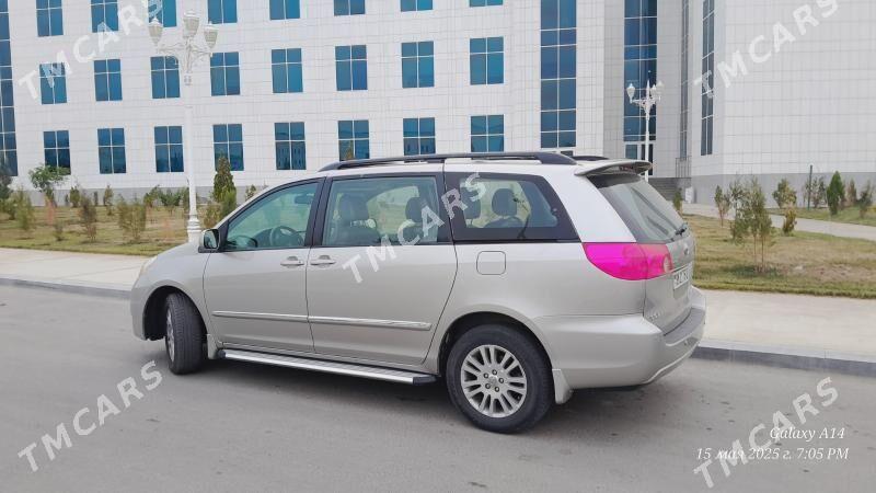 Toyota Sienna 2008 - 240 000 TMT - етр. Туркменбаши - img 4