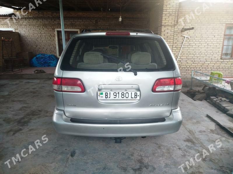 Toyota Sienna 2003 - 175 000 TMT - Дянев - img 2