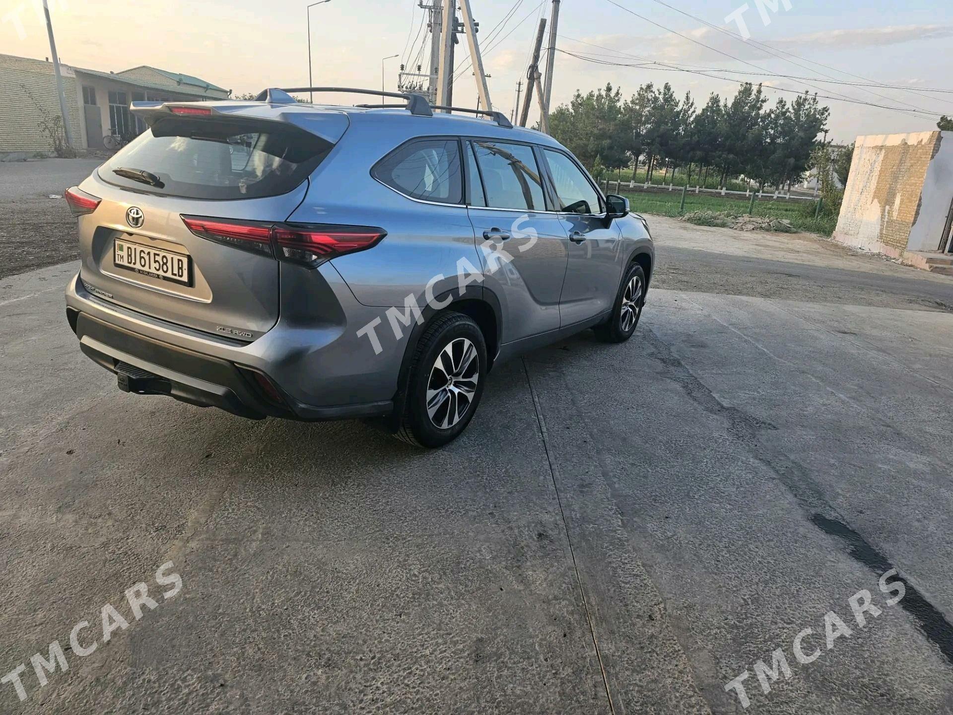 Toyota Highlander 2021 - 520 000 TMT - Дянев - img 6