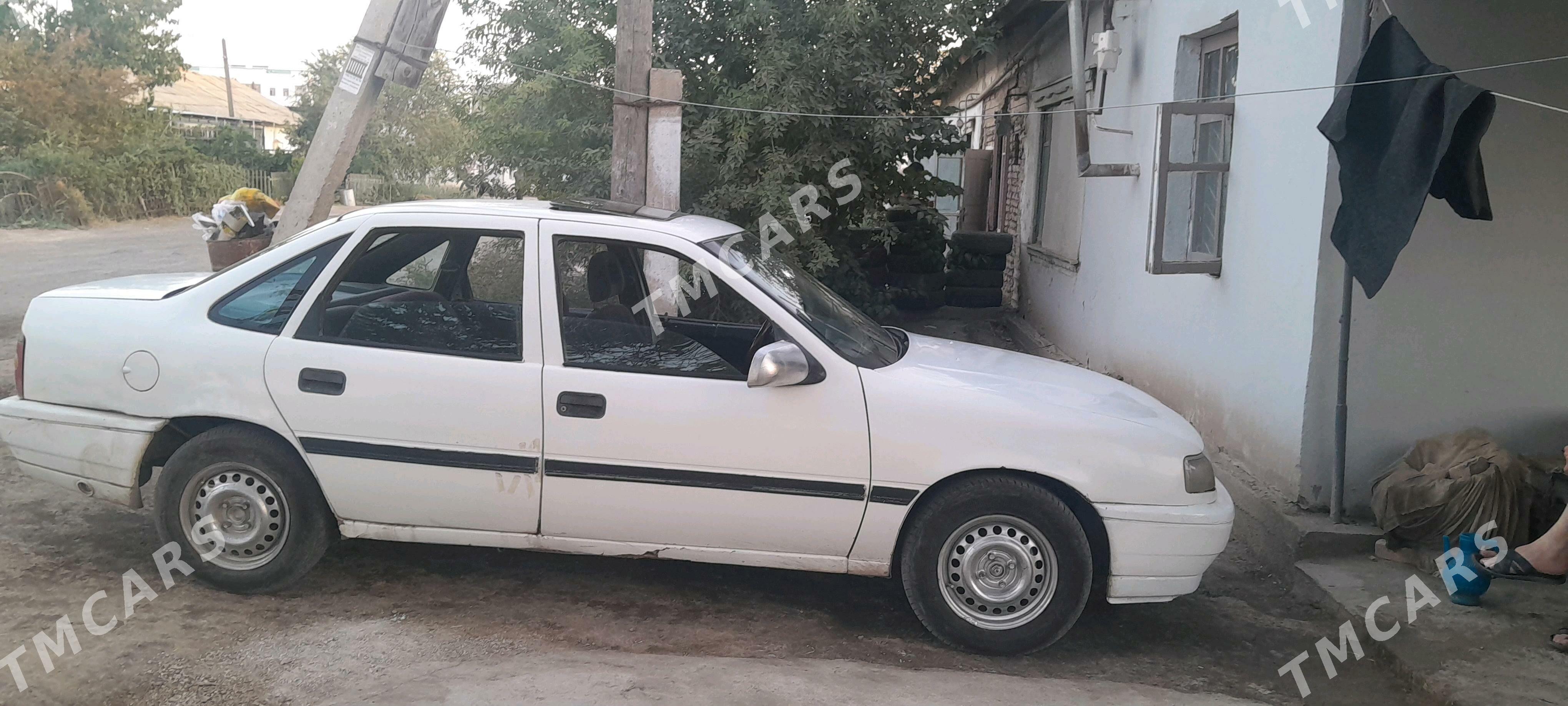 Opel Vectra 1995 - 30 000 TMT - Дашогуз - img 4