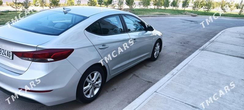 Hyundai Elantra 2017 - 185 000 TMT - Ашхабад - img 4