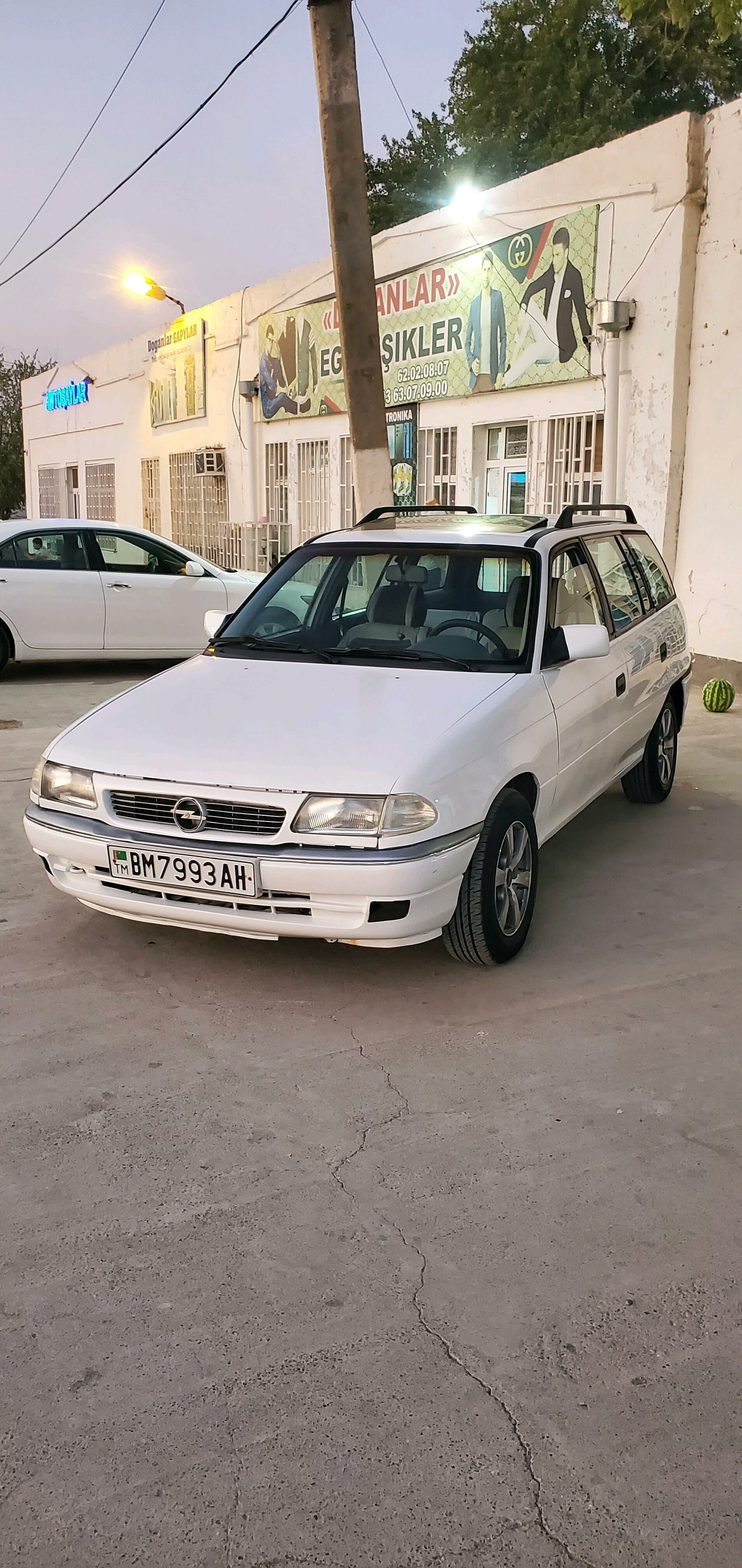 Opel Astra 1993 - 35 000 TMT - Бахарден - img 5