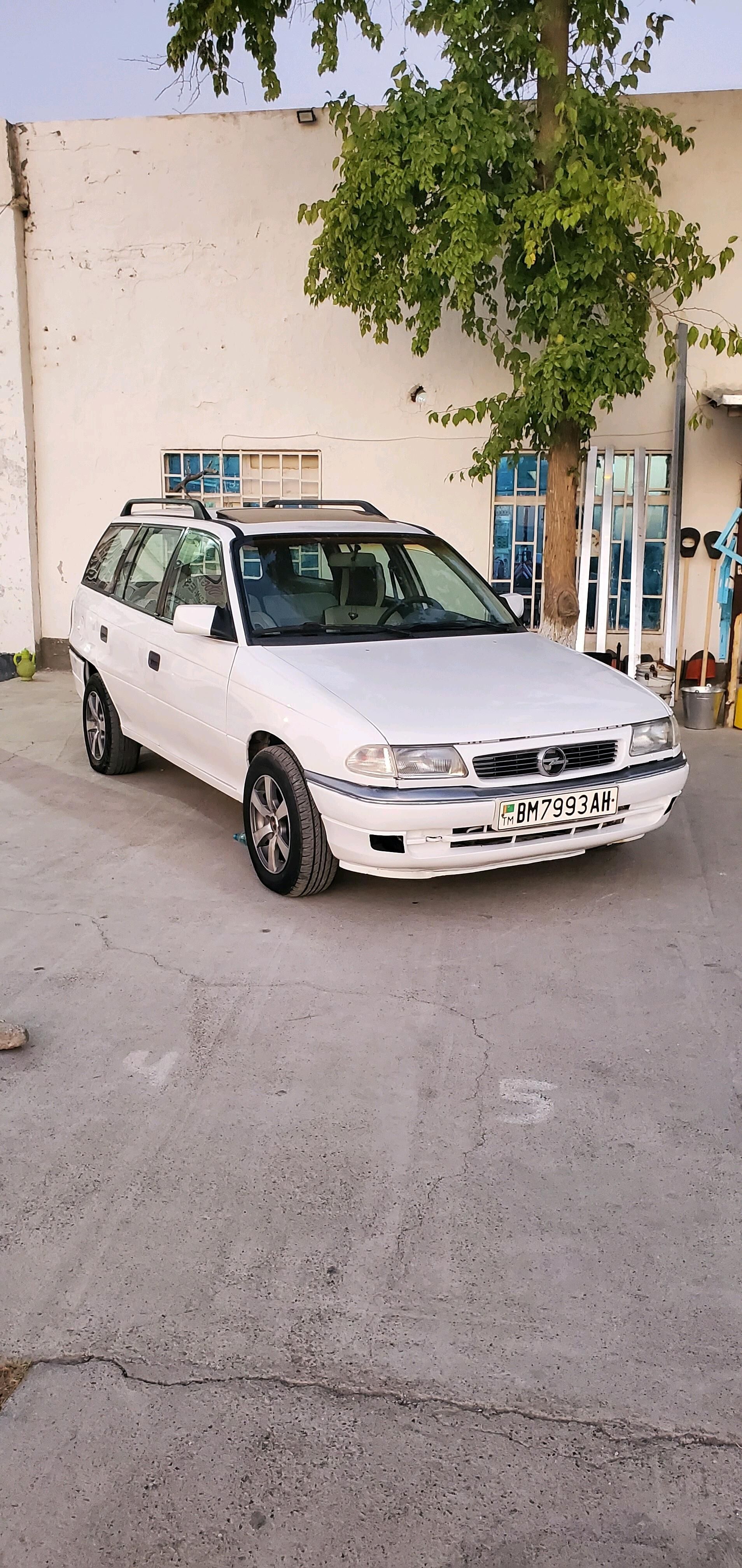 Opel Astra 1993 - 35 000 TMT - Бахарден - img 4