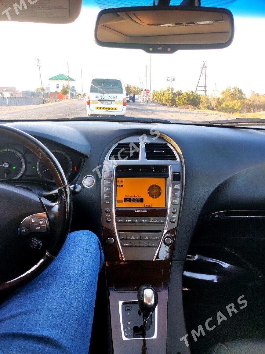 Lexus ES 350 2011 - 239 000 TMT - Сакарчага - img 3
