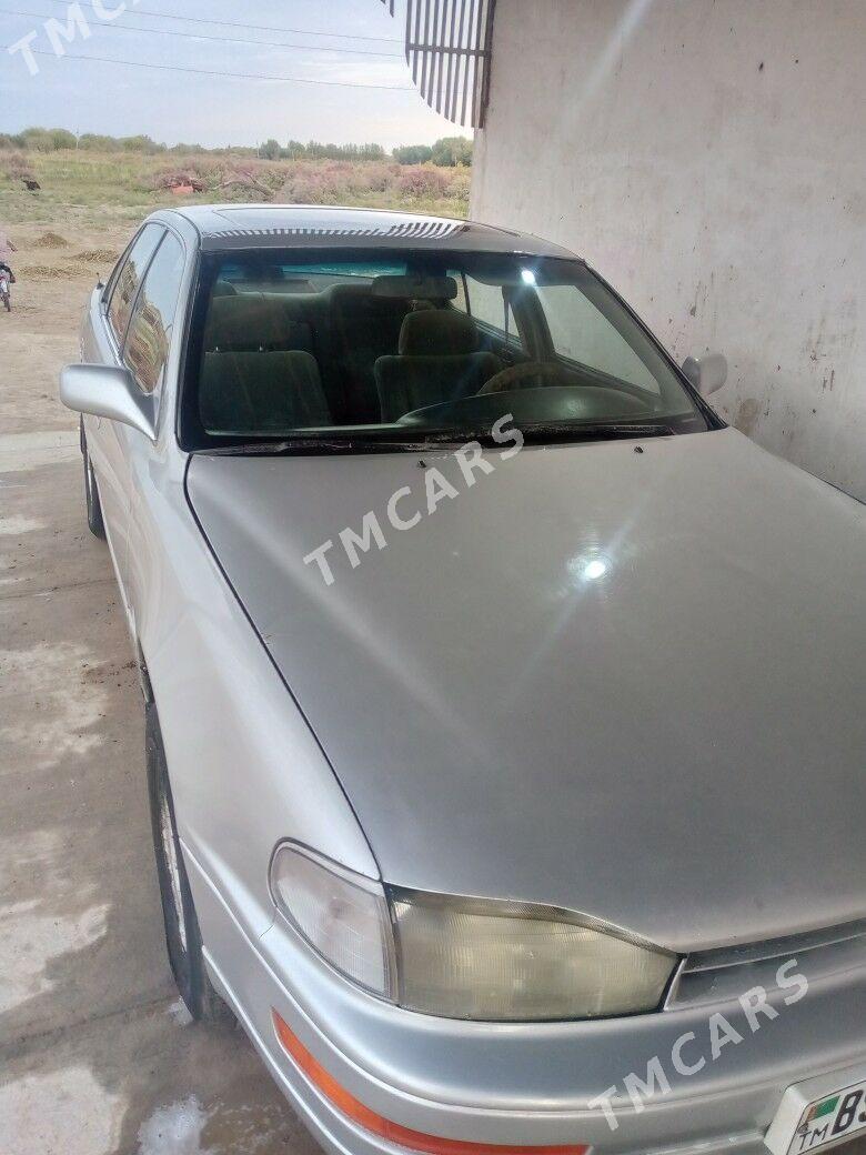 Toyota Camry 1993 - 58 000 TMT - етр. Туркменбаши - img 2
