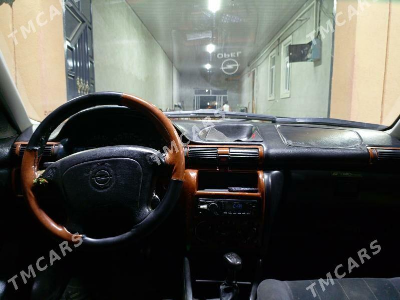 Opel Astra 1996 - 30 000 TMT - Türkmenabat - img 2