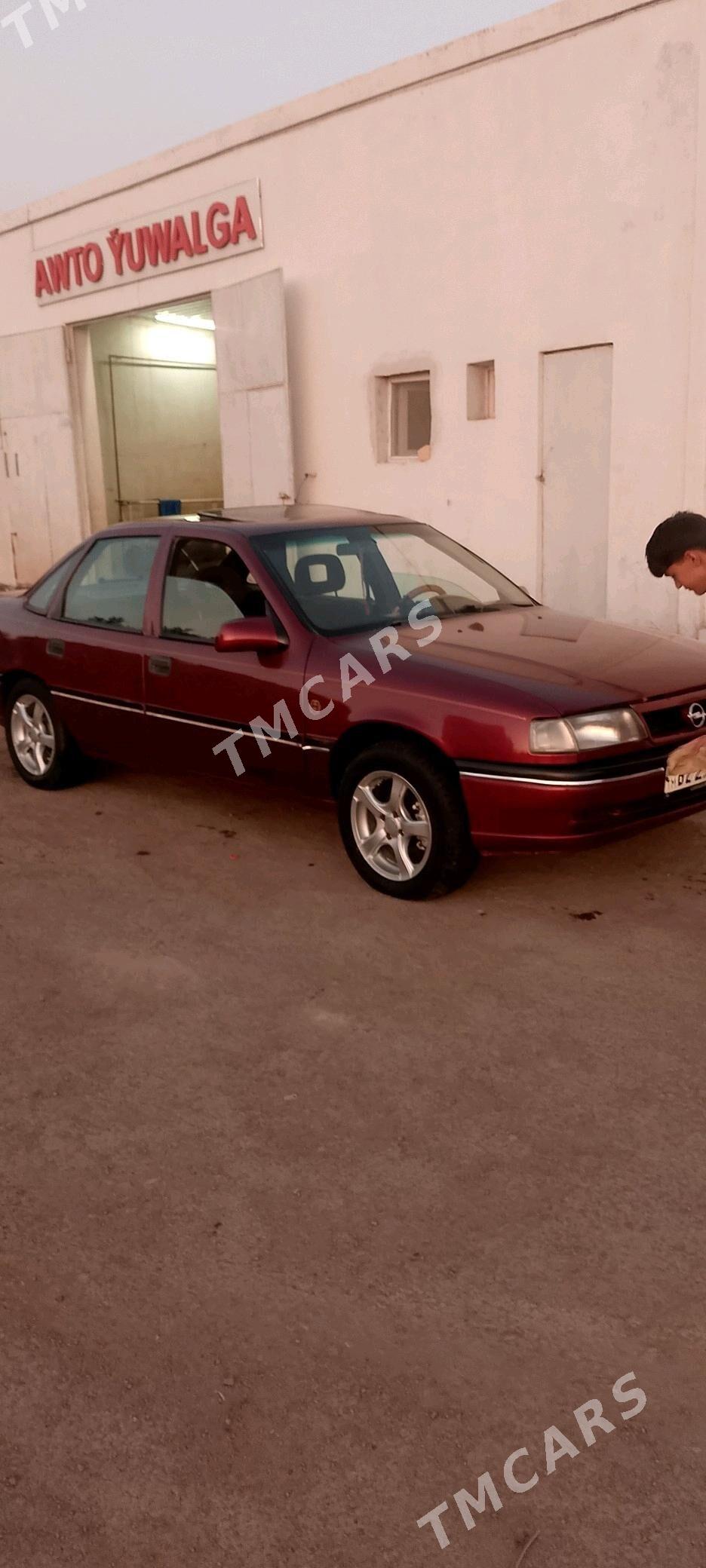 Opel Vectra 1992 - 27 000 TMT - Гурбансолтан Едже - img 6