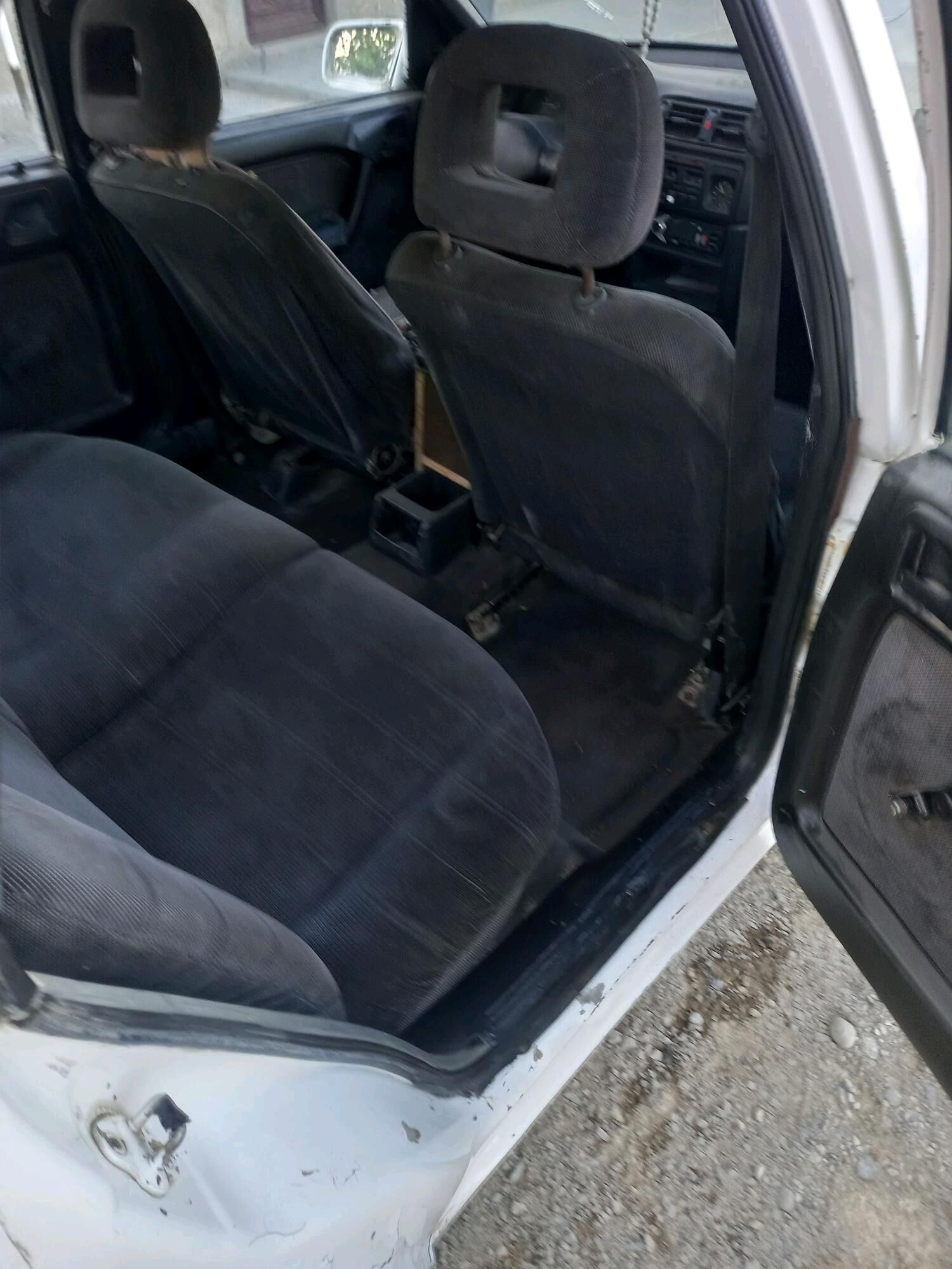 Opel Vectra 1989 - 21 000 TMT - Bäherden - img 9