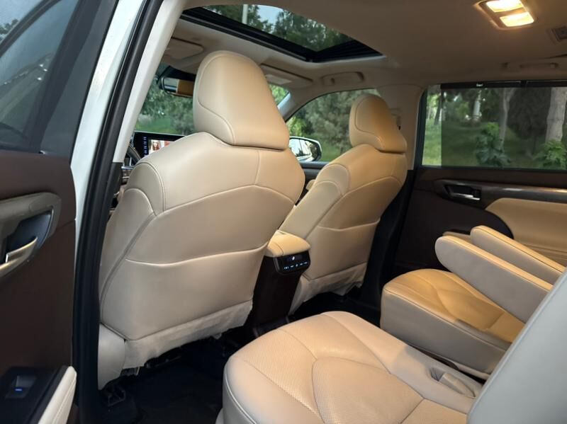 Toyota Highlander 2021 - 687 000 TMT - Aşgabat - img 8