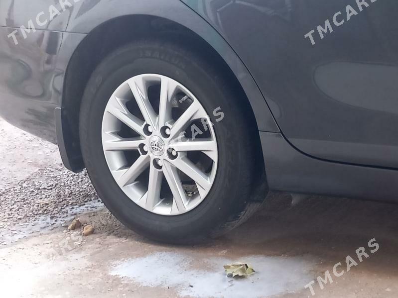 Toyota Camry 2010 - 185 000 TMT - Balkanabat - img 4