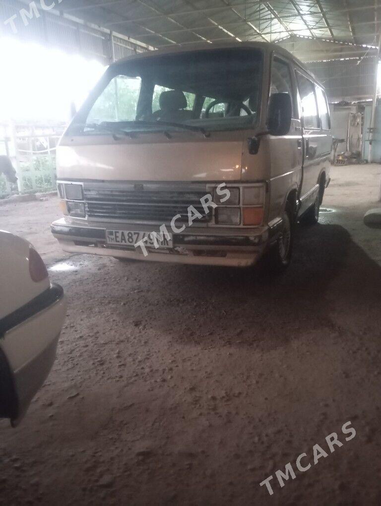 Toyota Hiace 1990 - 19 000 TMT - Мары - img 2