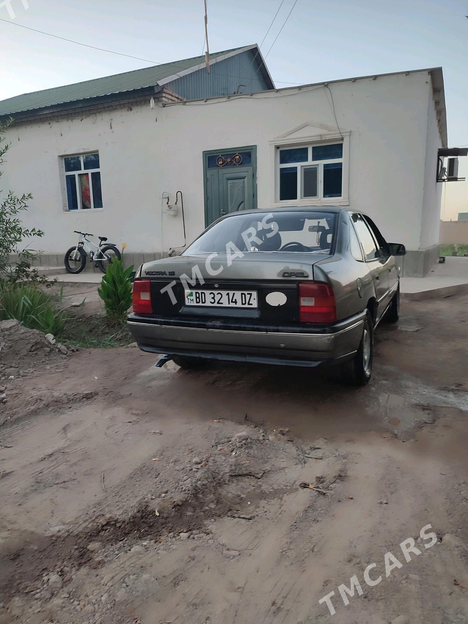 Opel Vectra 1990 - 28 000 TMT - Köneürgenç - img 5