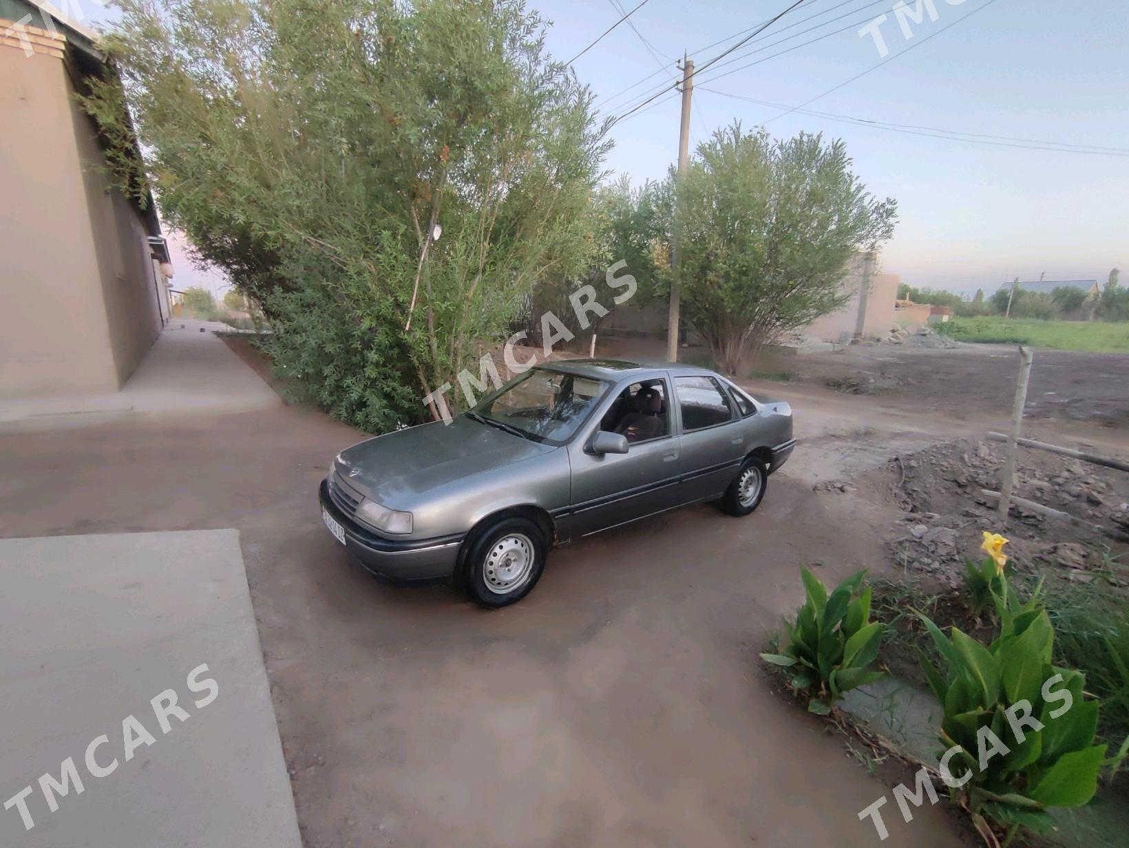 Opel Vectra 1990 - 28 000 TMT - Köneürgenç - img 4