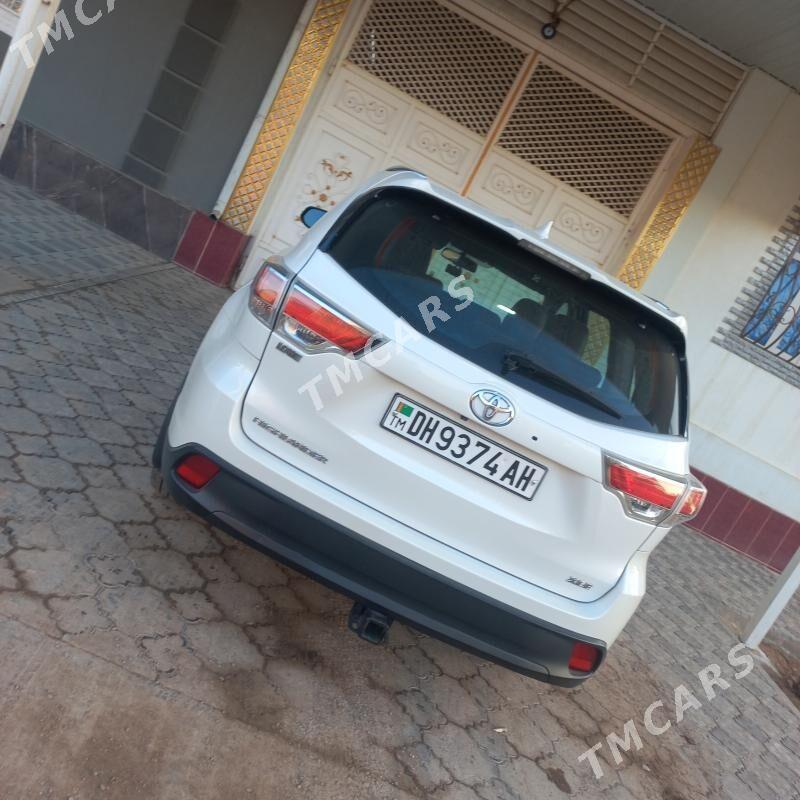 Toyota Highlander 2015 - 450 000 TMT - Boldumsaz - img 3