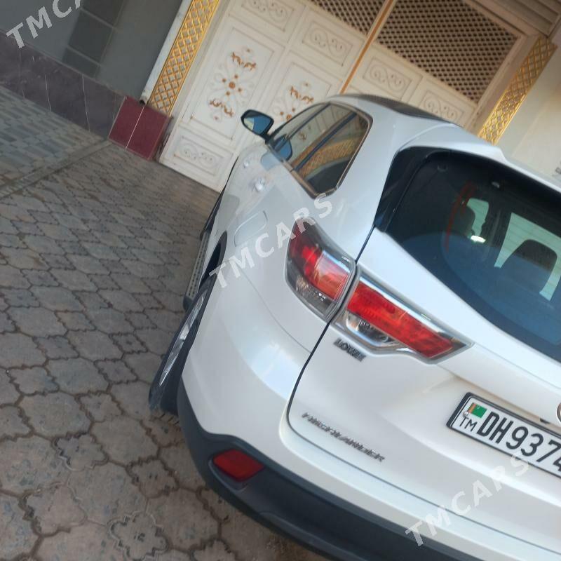 Toyota Highlander 2015 - 450 000 TMT - Boldumsaz - img 4