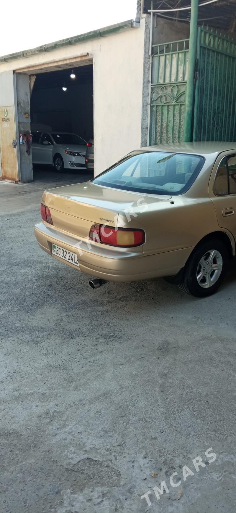 Toyota Camry 1995 - 76 000 TMT - Türkmenabat - img 2