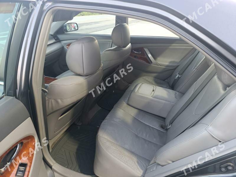 Toyota Camry 2010 - 190 000 TMT - Мары - img 3