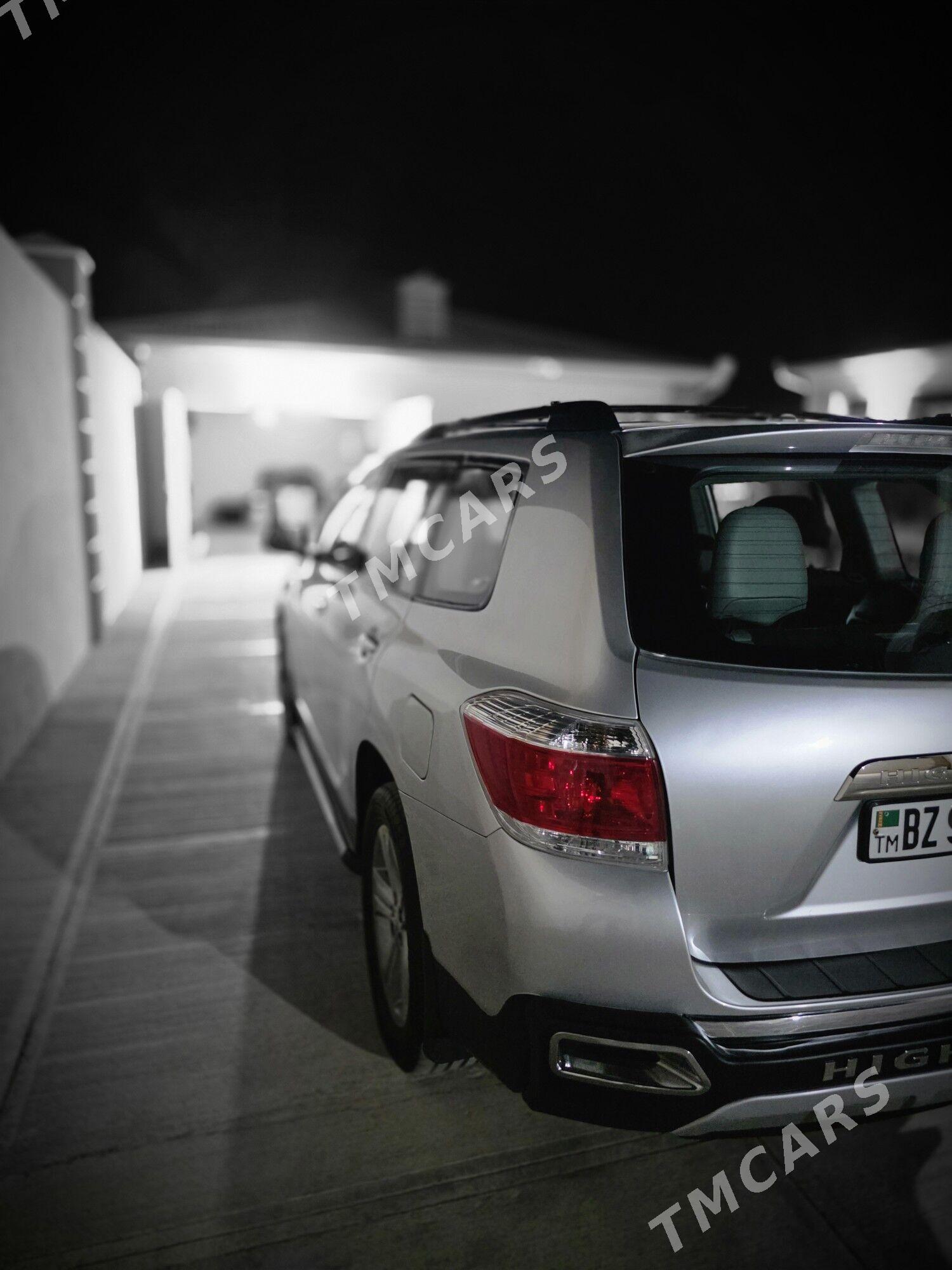 Toyota Highlander 2010 - 320 000 TMT - Türkmenabat - img 4