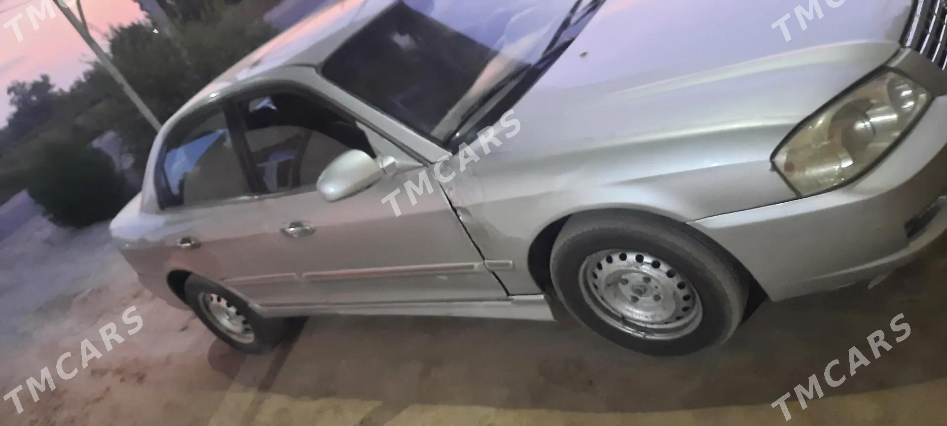Kia Optima 2001 - 25 000 TMT - Дашогуз - img 2