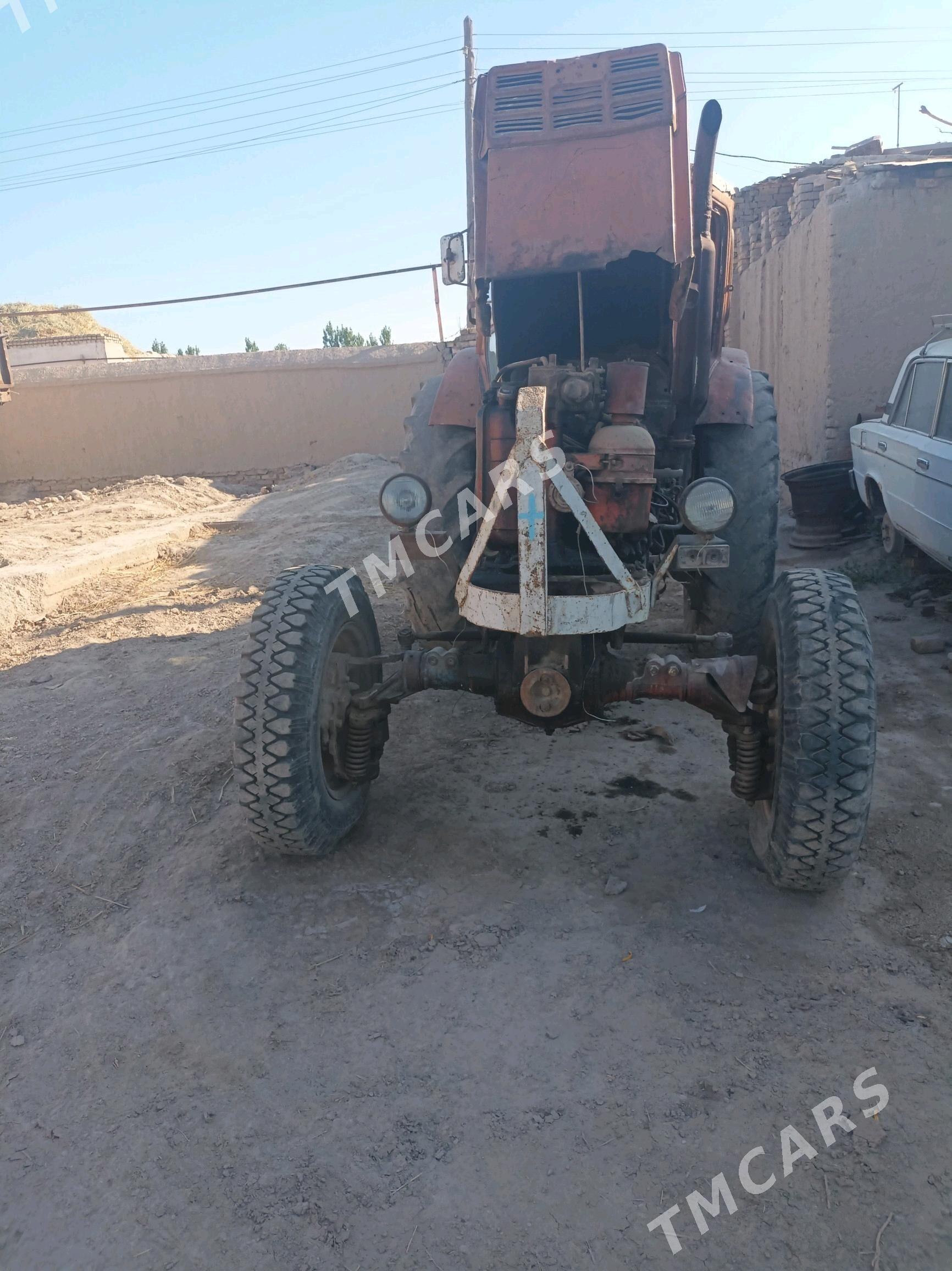 JCB 3CX Pothole Master 1990 - 34 000 TMT - Шабатский этрап - img 2