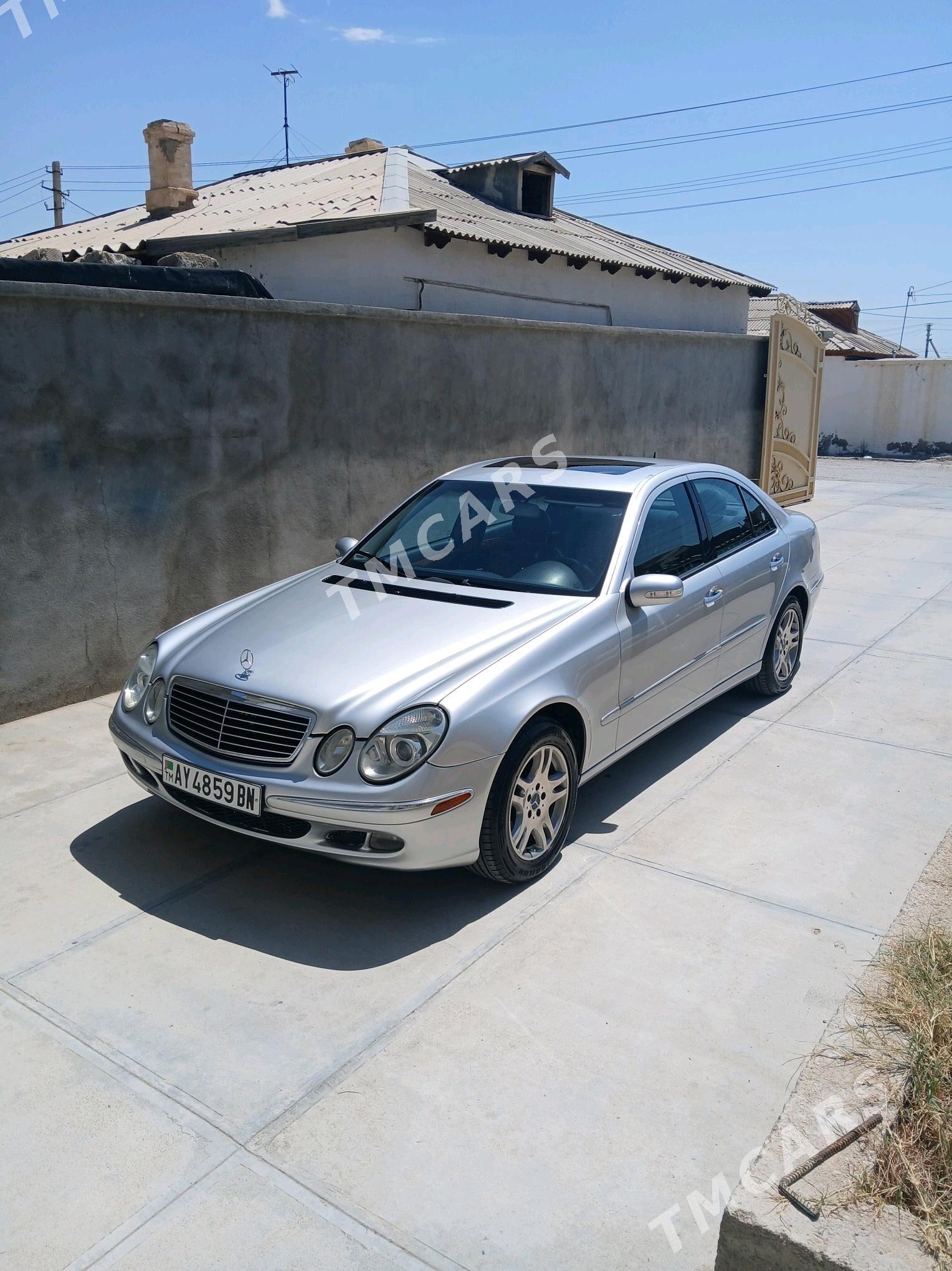 Mercedes-Benz E320 2005 - 140 000 TMT - Balkanabat - img 3