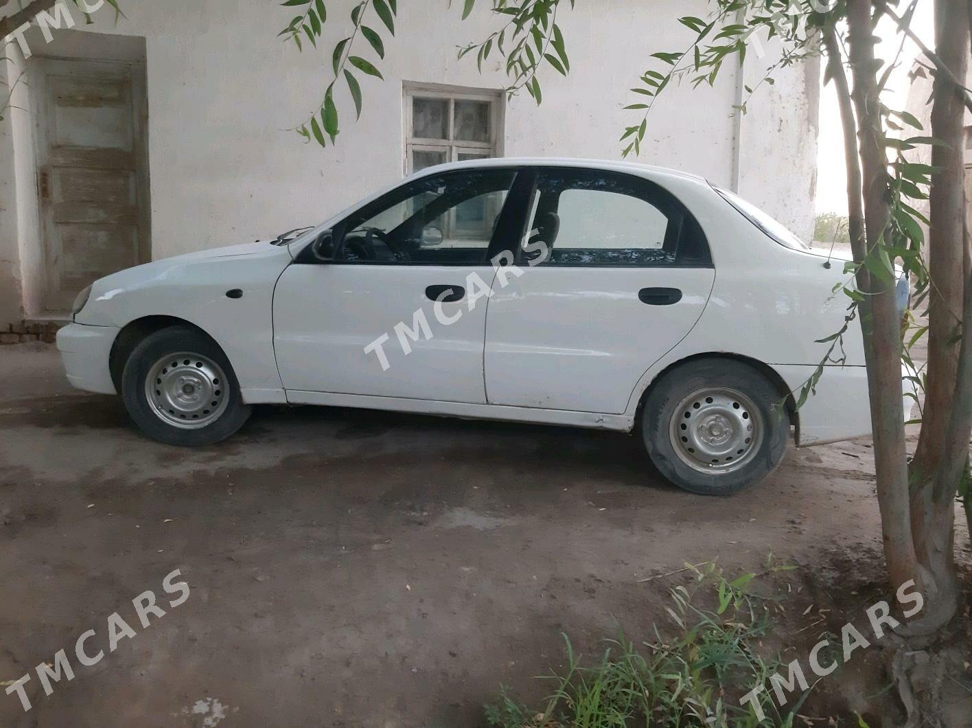 Daewoo Lanos 2002 - 28 000 TMT - Гурбансолтан Едже - img 8