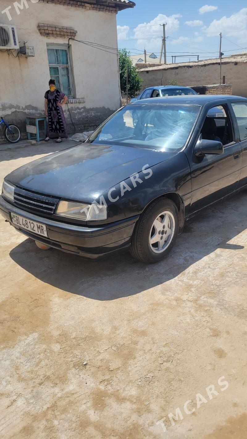 Opel Vectra 1989 - 20 000 TMT - Mary - img 5