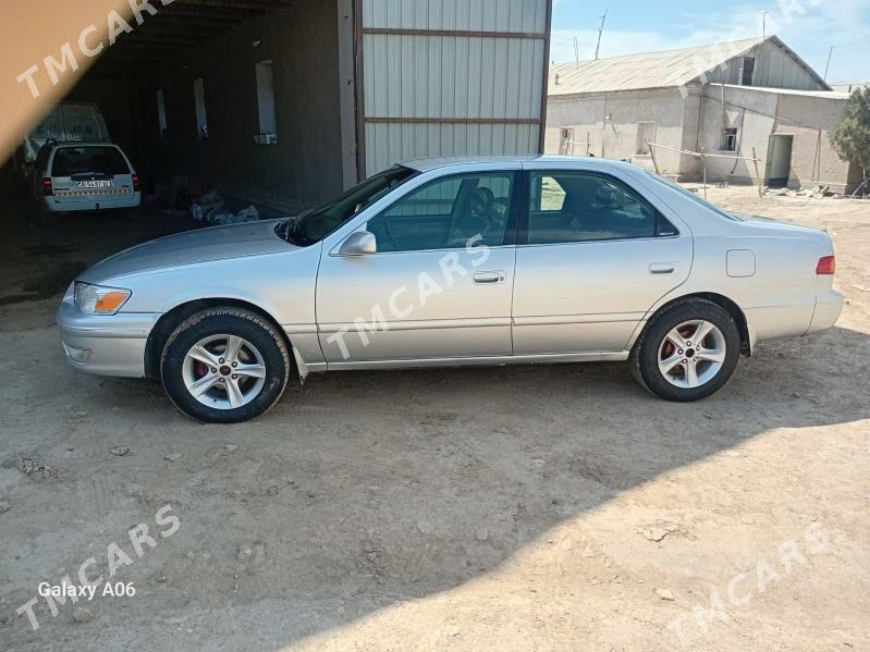 Toyota Camry 1998 - 100 000 TMT - Köneürgenç - img 8