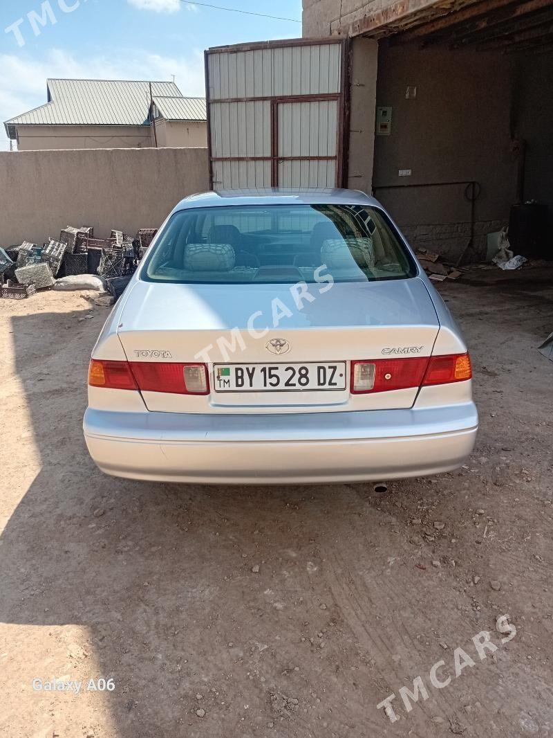 Toyota Camry 1998 - 100 000 TMT - Köneürgenç - img 5