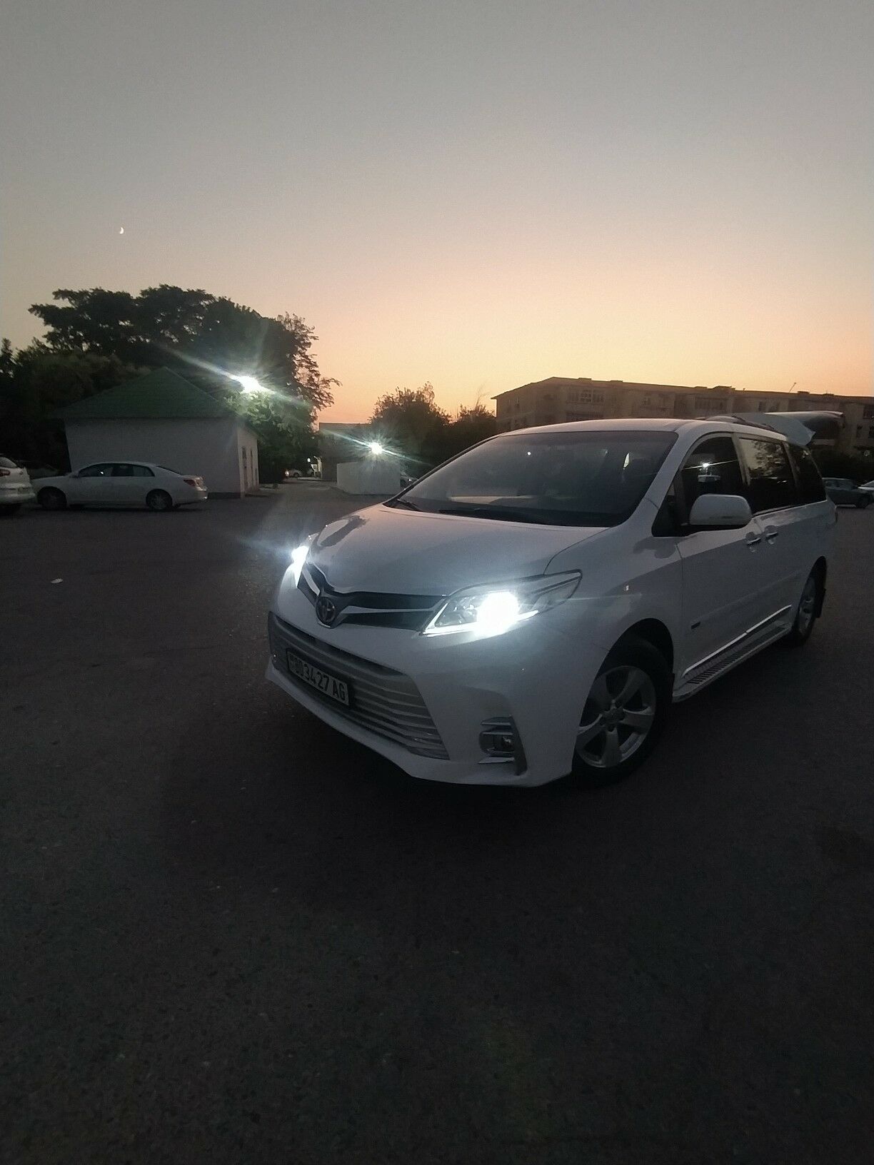 Toyota Sienna 2017 - 410 000 TMT - 10 мкр - img 7