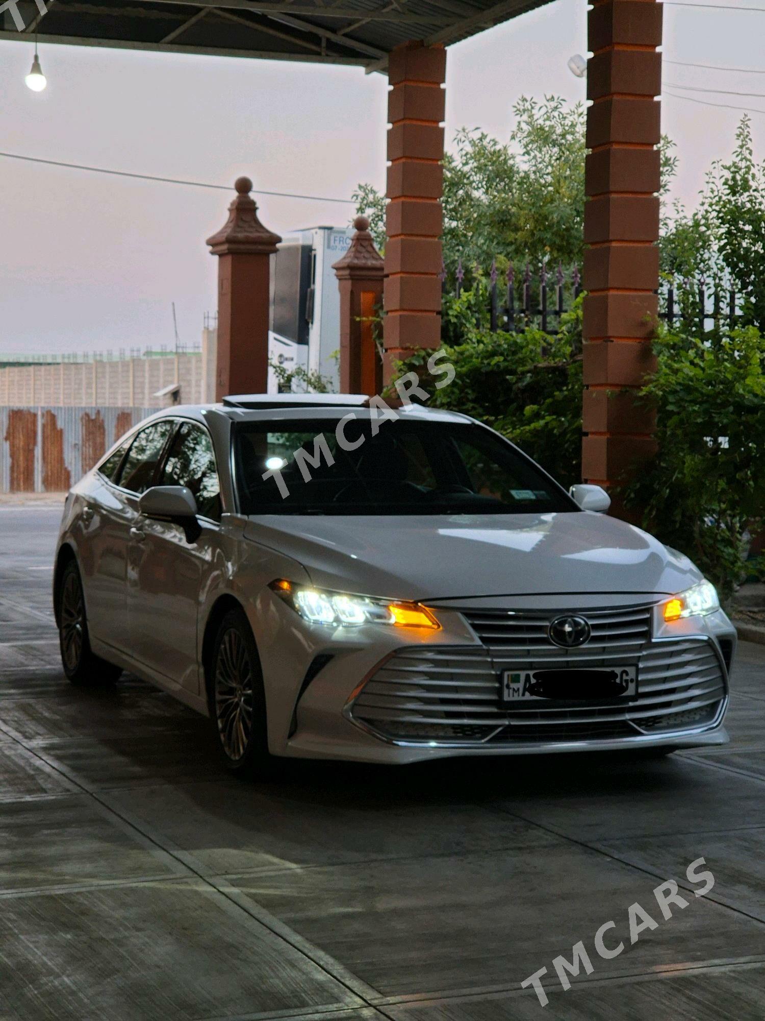 Toyota Avalon 2019 - 440 000 TMT - Büzmeýin - img 3