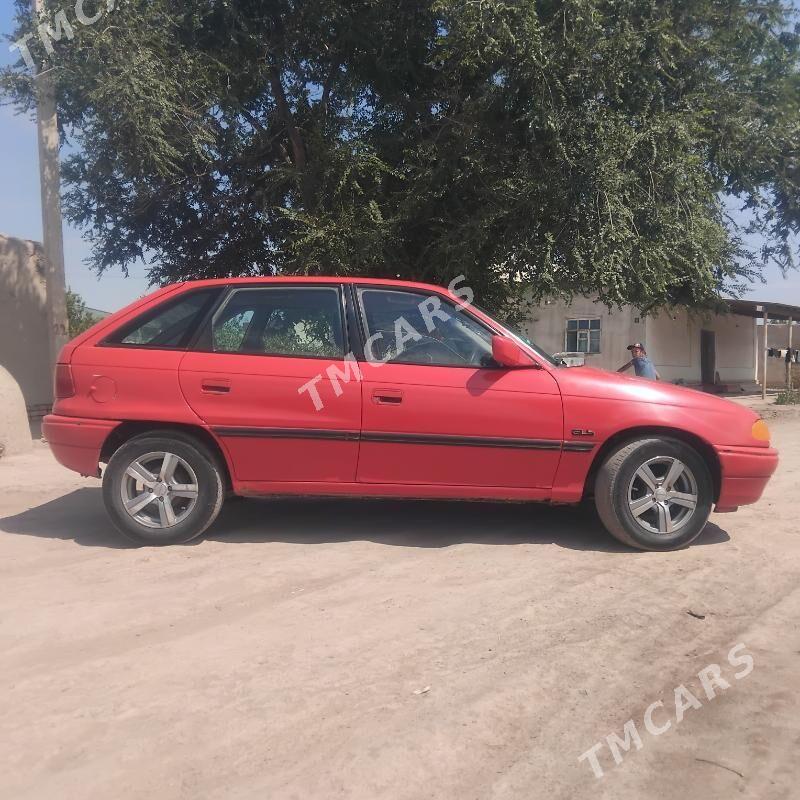 Opel Astra 1992 - 35 000 TMT - Губадаг - img 3