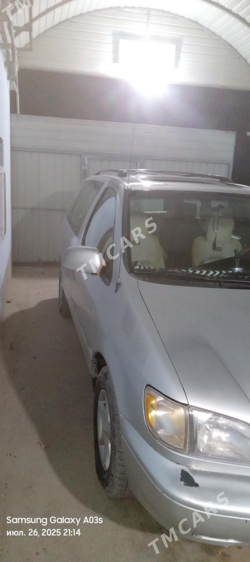 Toyota Sienna 1999 - 145 000 TMT - Магданлы - img 3