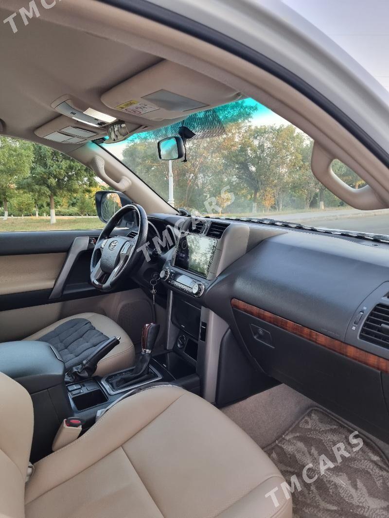 Toyota Land Cruiser Prado 2012 - 495 000 TMT - Türkmenbaşy - img 8