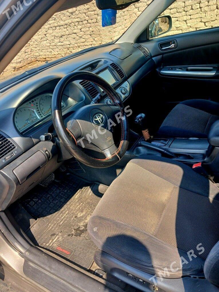 Toyota Camry 2004 - 170 000 TMT - Кёнеургенч - img 4