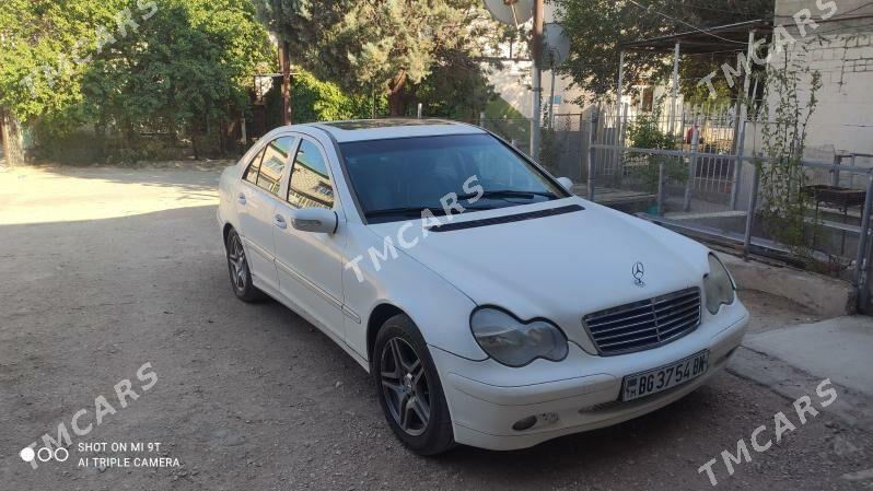 Mercedes-Benz C320 2000 - 77 000 TMT - Балканабат - img 4