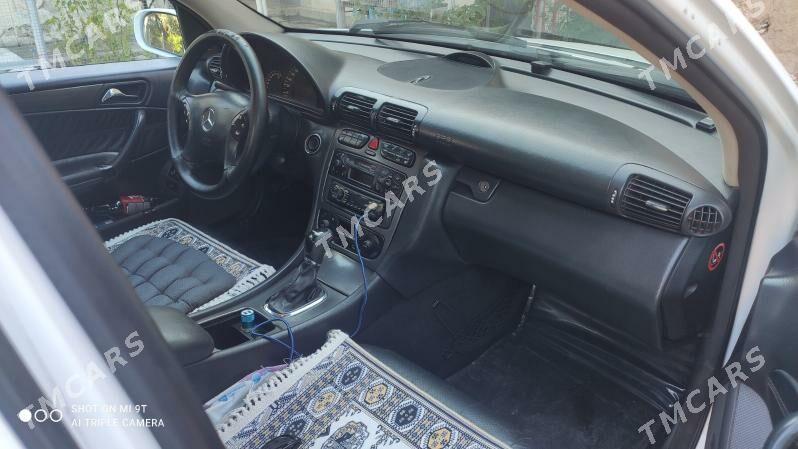 Mercedes-Benz C320 2000 - 77 000 TMT - Балканабат - img 6
