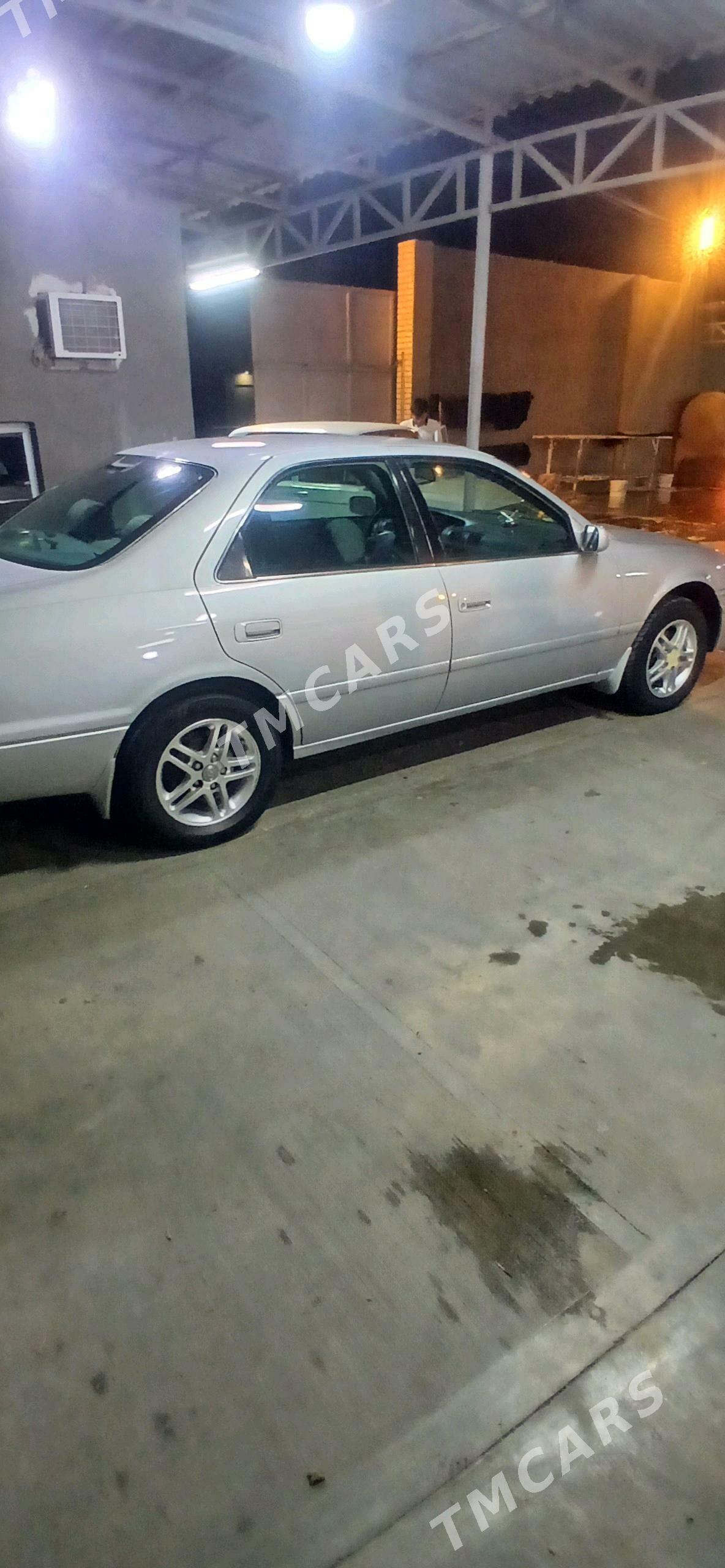 Toyota Camry 2001 - 130 000 TMT - Sarahs - img 6