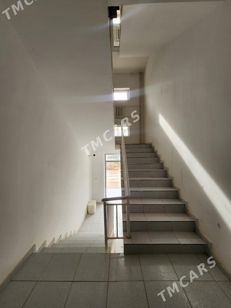 Элитка Бахар базар 1эт2к 134м² - Daşoguz - img 9