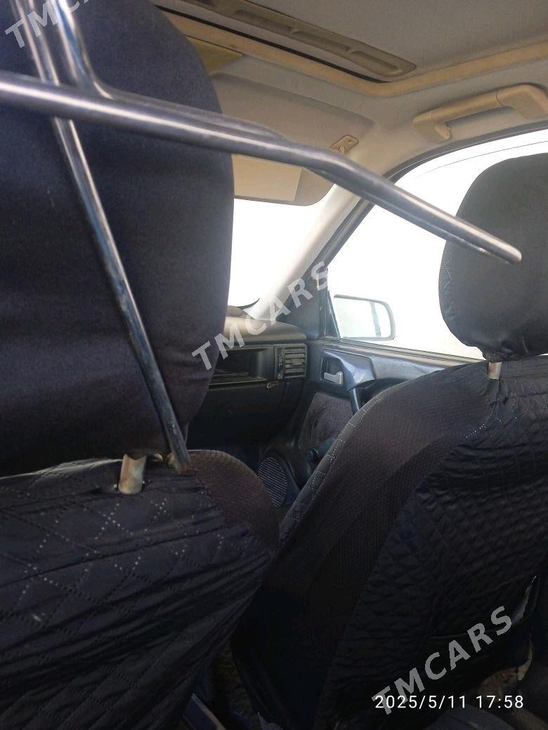 Opel Vectra 1991 - 35 000 TMT - Губадаг - img 5