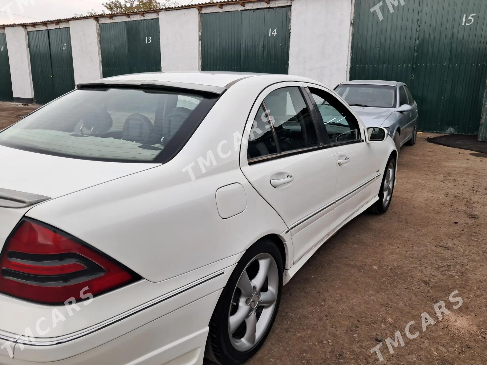 Mercedes-Benz C320 2002 - 90 000 TMT - Daşoguz - img 9