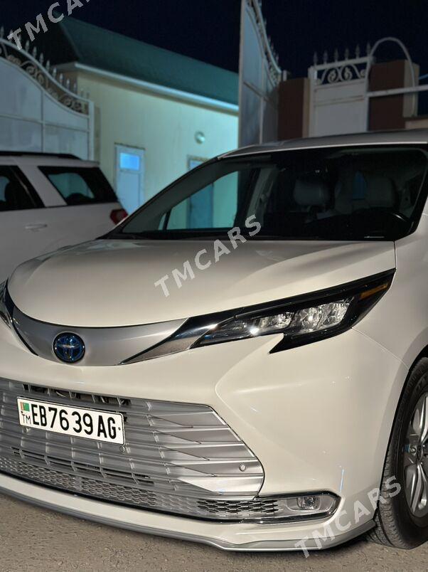 Toyota Sienna 2021 - 560 000 TMT - Aşgabat - img 5